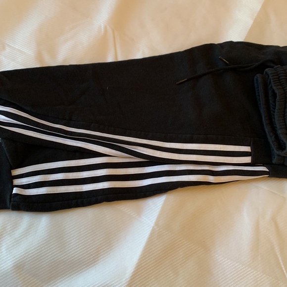 Adidas sweatpants - Picture 5 of 7